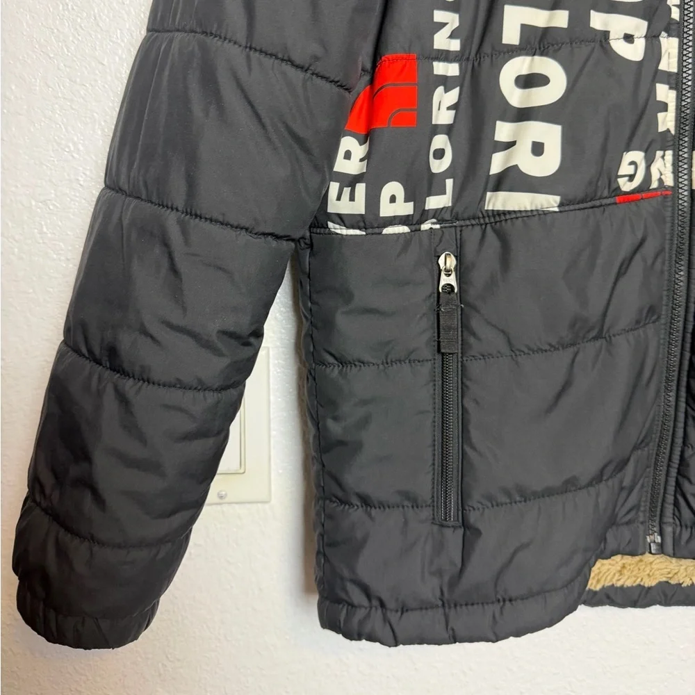 The North Face Boys Puffer Never stop exploring Jacket Reversible Sherpa XLarge